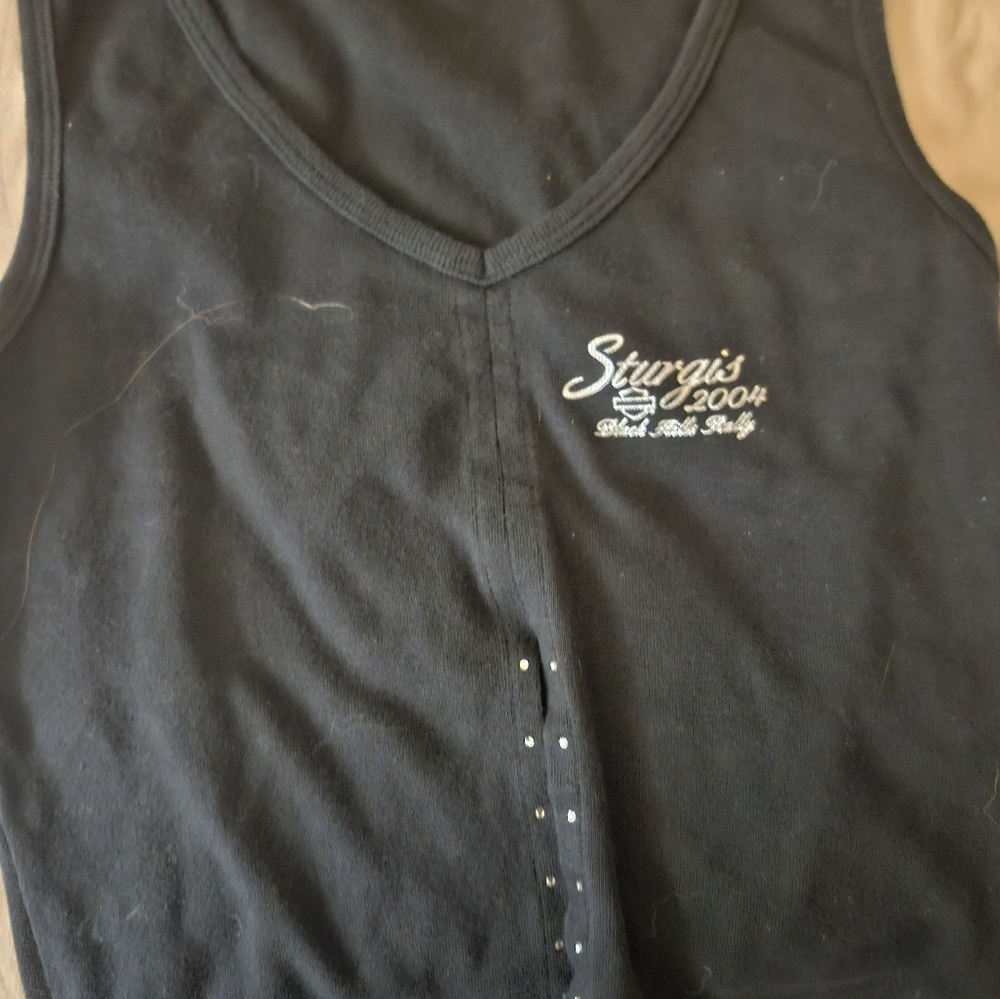 Harley Davidson Sturgis tank top opens at belly button